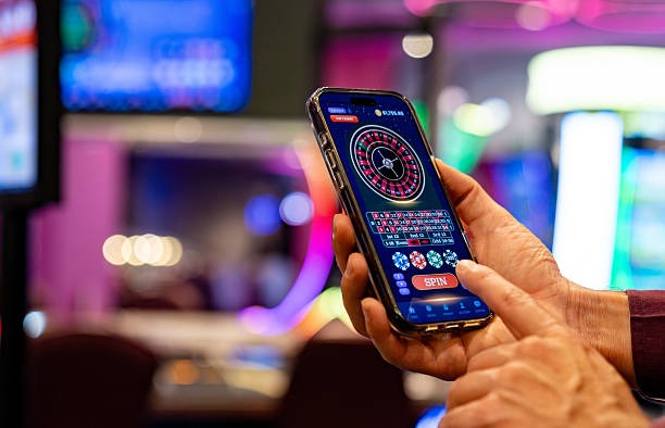 American Roulette wheel display showing 38-pocket layout and betting zones on jitutoto 777 live table