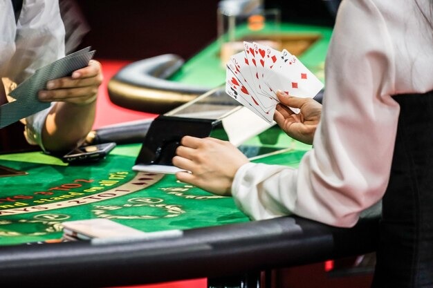 Live-dealer blackjack table with multi-camera broadcast on jitutoto 777